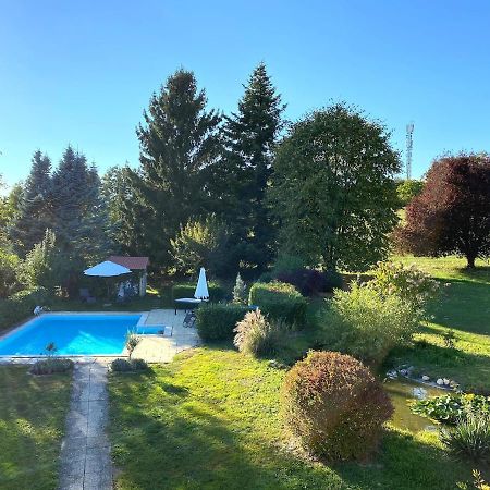 Appartement Himmel & Hoellerl Fuerstenfeld Bagian luar foto